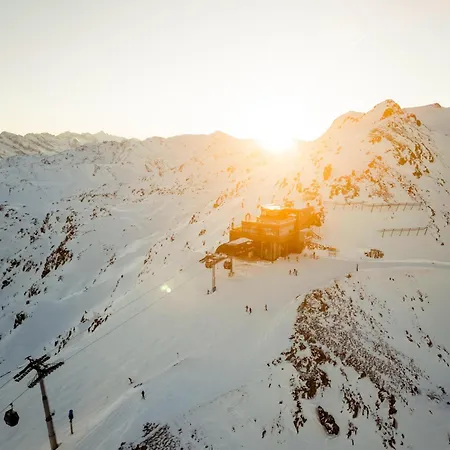 Hotel Hochzillertal - Adults Only Kaltenbach