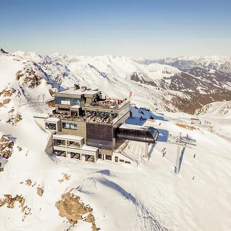 Hochzillertal - Adults Only Hotel Kaltenbach