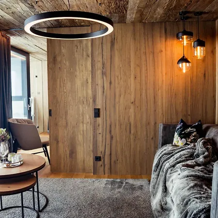 Hotel Hochzillertal - Adults Only Kaltenbach