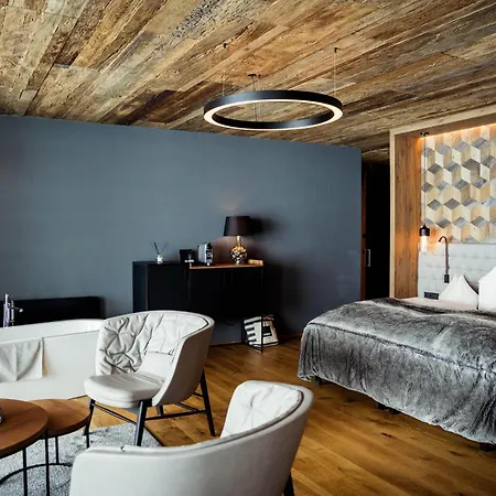 Hotel Hochzillertal - Adults Only Kaltenbach