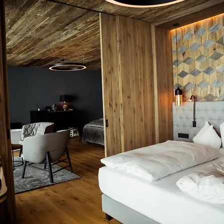 Hotel Hochzillertal - Adults Only Kaltenbach